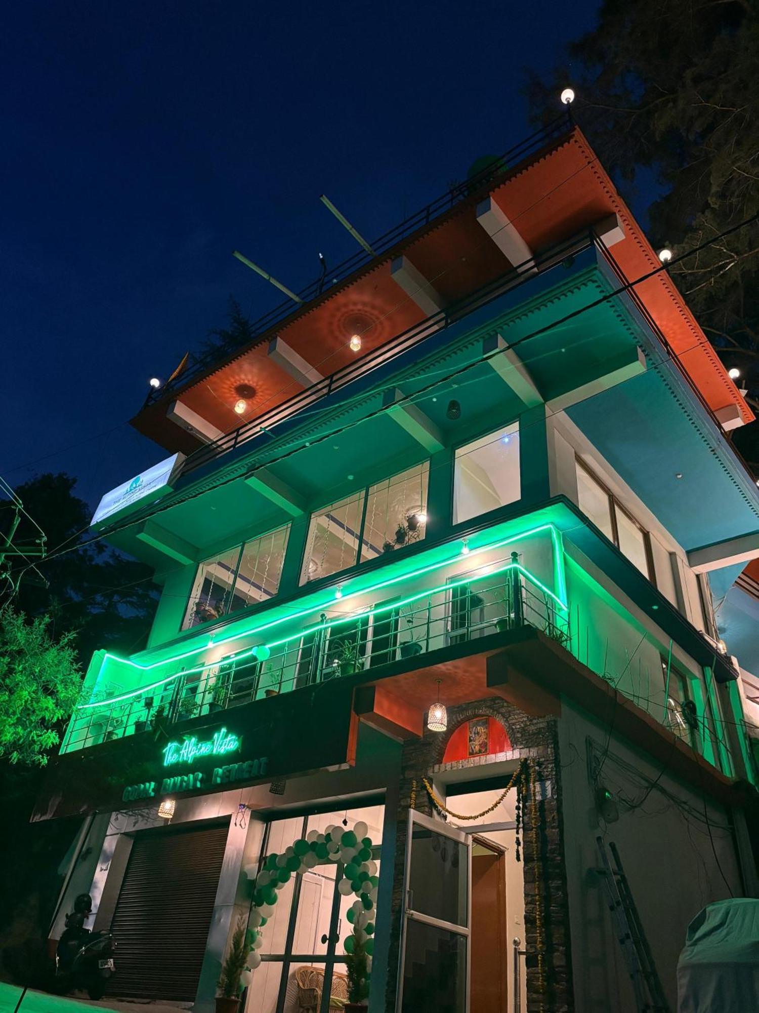 The Alpine Vista Hotel Almora Ngoại thất bức ảnh