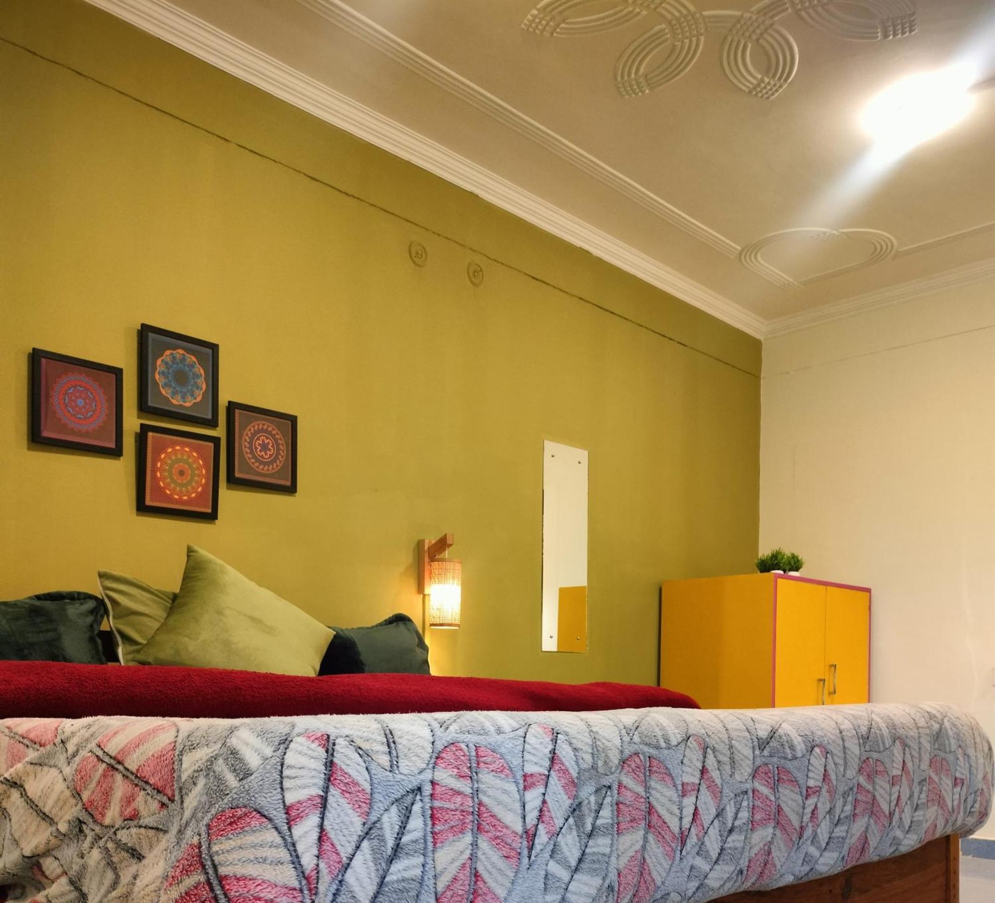 The Alpine Vista Hotel Almora Ngoại thất bức ảnh