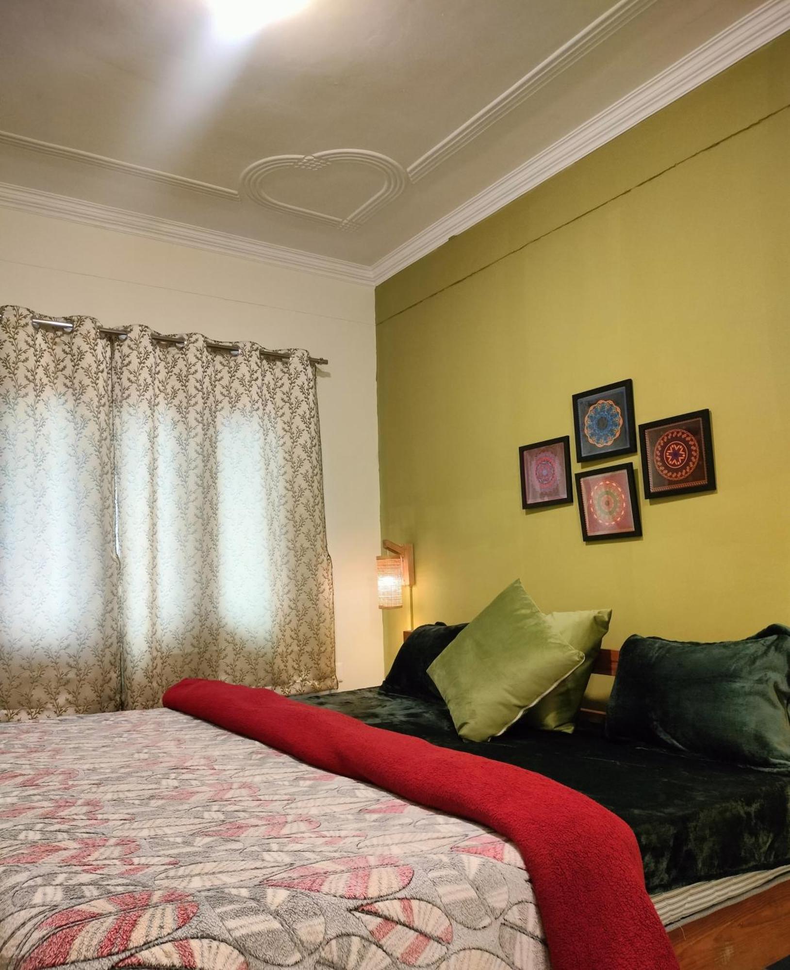 The Alpine Vista Hotel Almora Ngoại thất bức ảnh