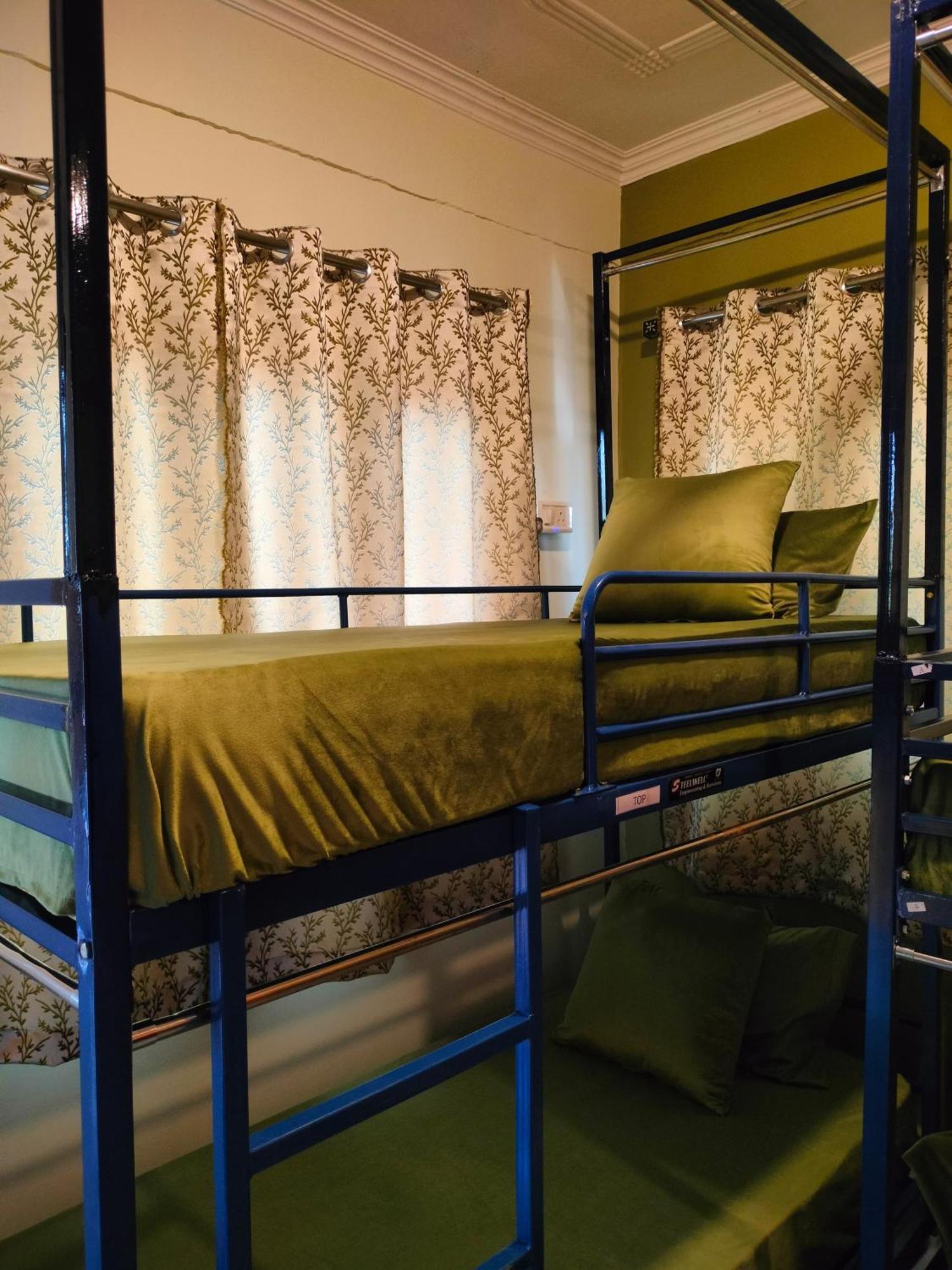 The Alpine Vista Hotel Almora Ngoại thất bức ảnh