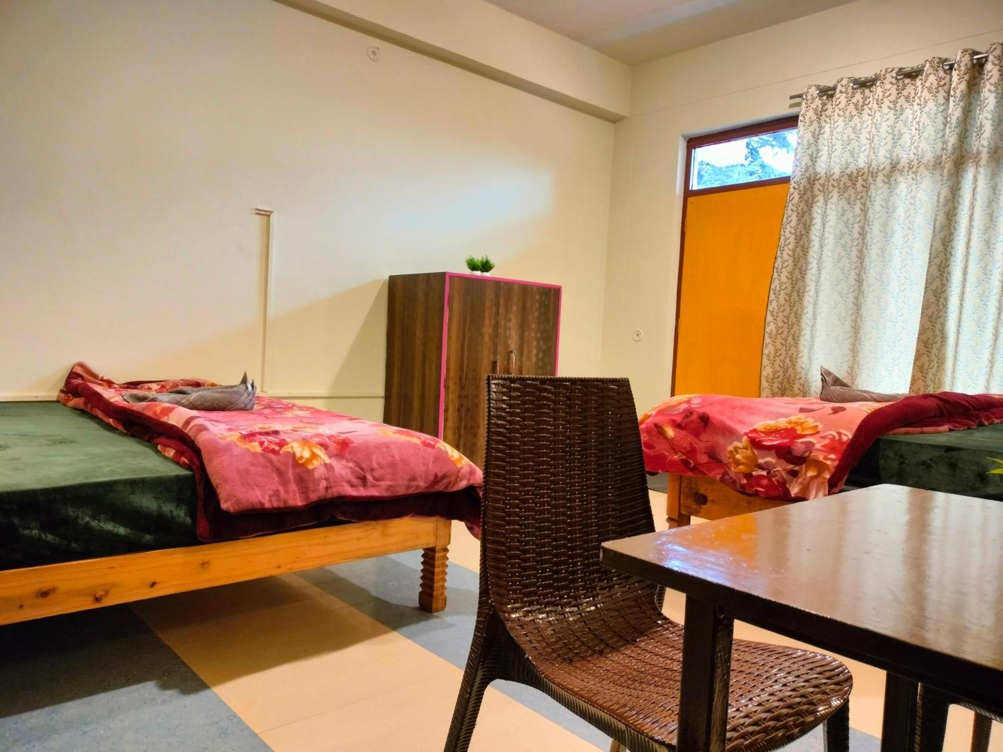 The Alpine Vista Hotel Almora Ngoại thất bức ảnh
