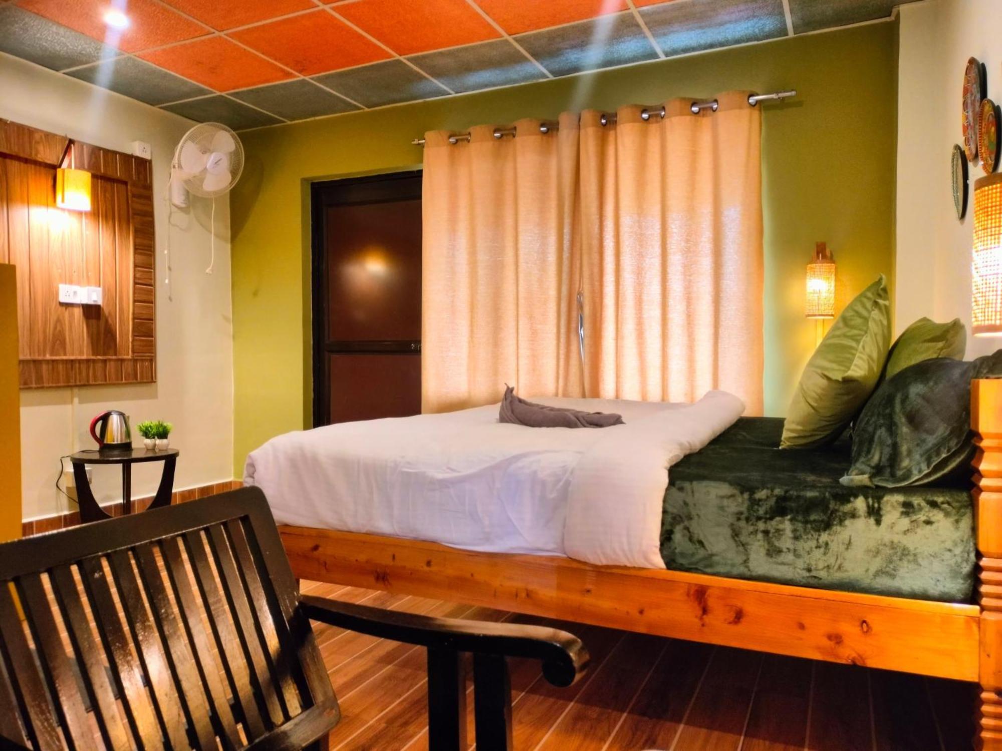 The Alpine Vista Hotel Almora Ngoại thất bức ảnh